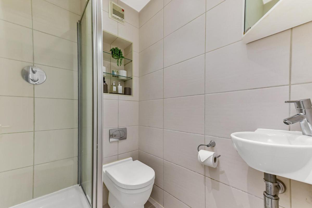 Spacious Cosy 2 Bed Flat, Central London Exterior photo